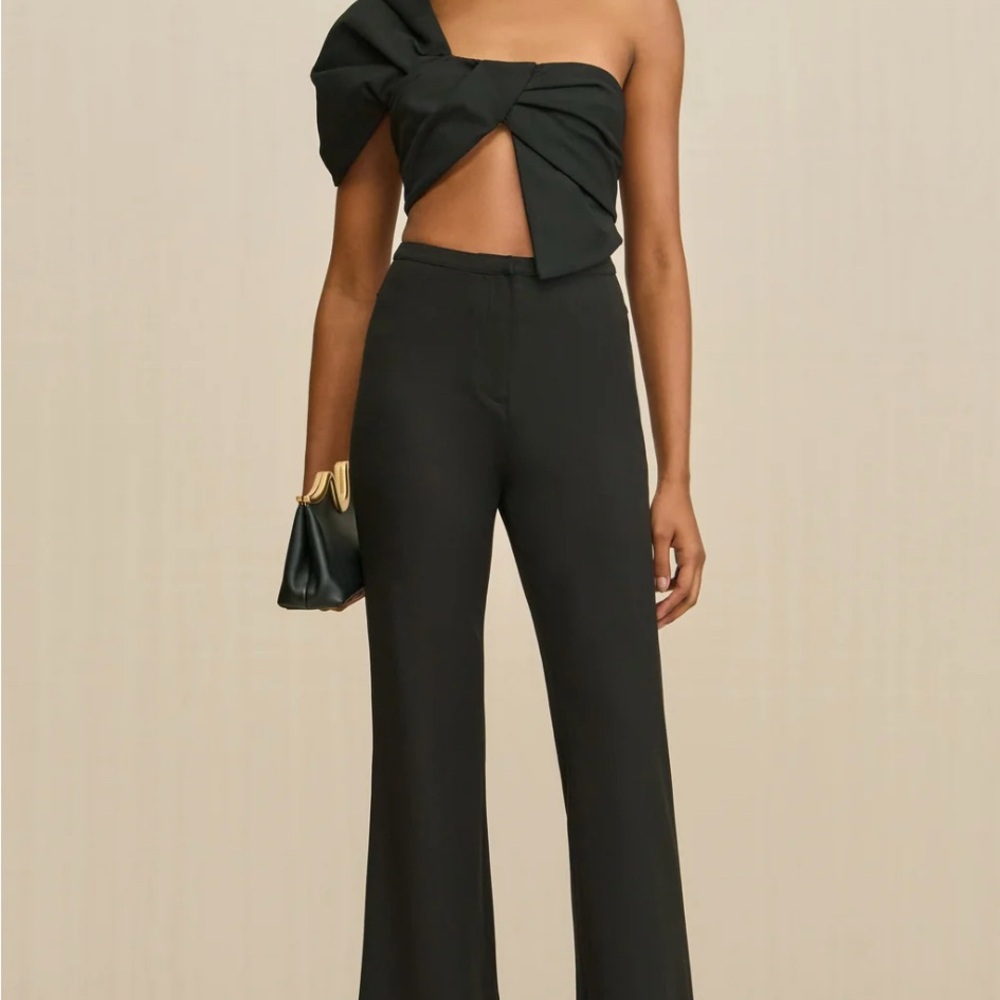 Cult Gaia Delia Black One-Shoulder Crop Top 0